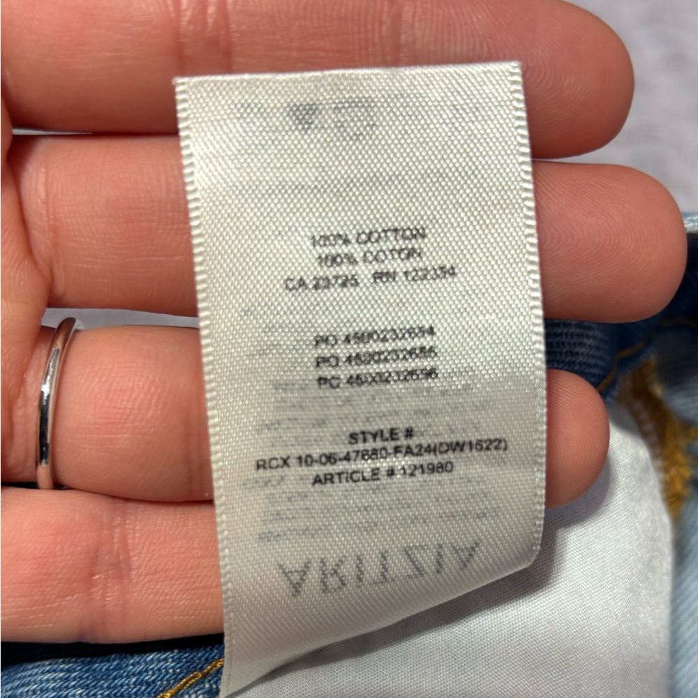 Aritzia Denim Forum 90s Low Rise Barrel Button Fly Cotton Blue Jeans Size 28 - Picture 16 of 16